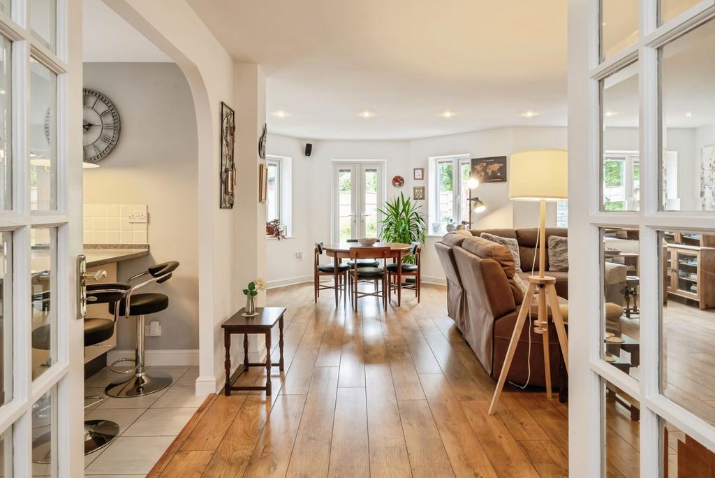 Living/Dining Room