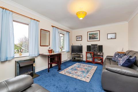 2 bedroom flat for sale, Bourne Avenue, Darlington, Durham, DL1