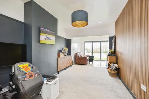 undefined, Windsor Crescent, Nunthorpe, Middlesbrough, North Yorkshire, TS7