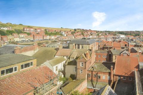 1 bedroom flat for sale, Flowergate, Whitby, North Yorkshire, YO21