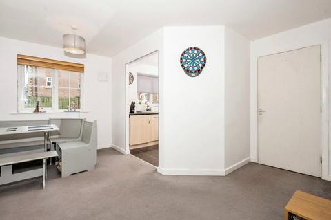 2 bedroom flat for sale, Lytham Close, Great Sankey, Warrington, Cheshire, WA5