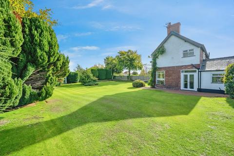 3 bedroom house for sale, Greystone Road, Penketh, Warrington, Cheshire, WA5