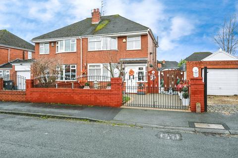 3 bedroom semi-detached house for sale, Lynham Avenue, Great Sankey, Warrington, Cheshire, WA5