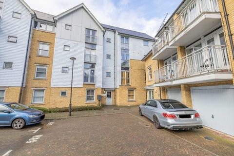 2 bedroom flat to rent, Bingley Court, Canterbury, Kent, CT1