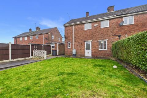 3 bedroom semi-detached house to rent, Sutton-In-Ashfield NG17