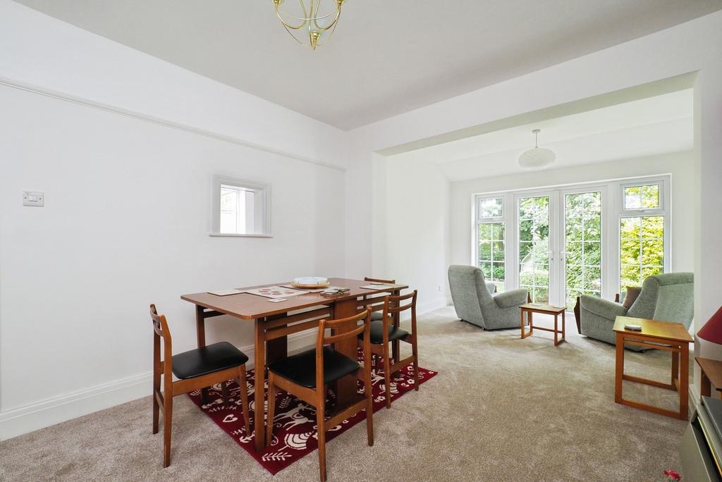 Dining/Sitting Room