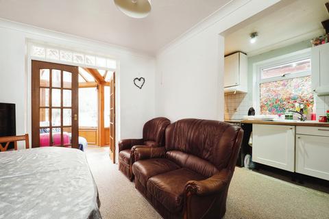 3 bedroom semi-detached house for sale, Salisbury Street, Beeston, Nottingham, Nottinghamshire, NG9