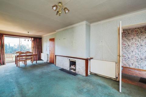 undefined, Longleat Crescent, Beeston, Nottingham, Nottinghamshire, NG9