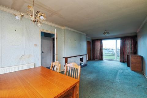 undefined, Longleat Crescent, Beeston, Nottingham, Nottinghamshire, NG9