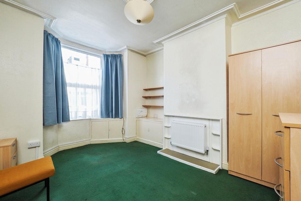 Reception/Bedroom