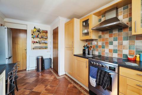 undefined, Central Avenue, Chilwell, Beeston, Nottingham, NG9