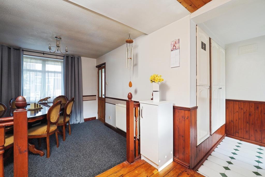 Dining/Kitchen