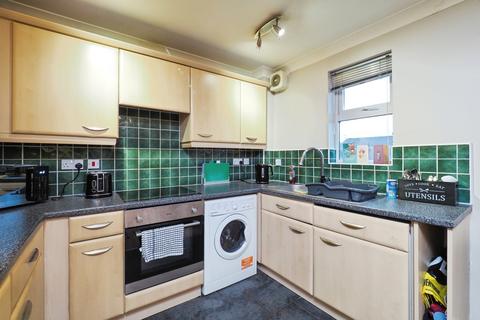 2 bedroom flat for sale, Shaw Road, Chilwell, Beeston, Nottingham, NG9