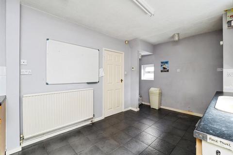 undefined, Anderson Crescent, Beeston, Nottingham, Nottinghamshire, NG9