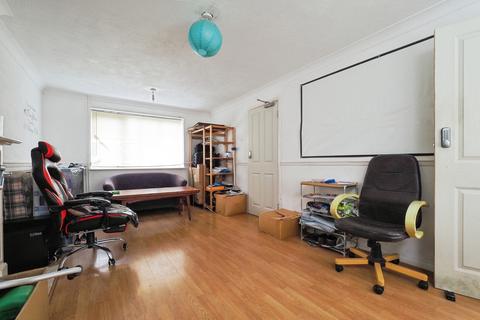 3 bedroom end of terrace house for sale, Garton Close, Chilwell, Nottingham, NG9