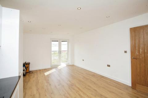 2 bedroom flat for sale, Woodside Park, Rugby, Warwickshire, CV21