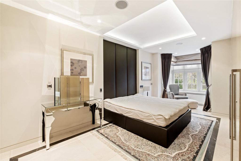 Principal Bedroom