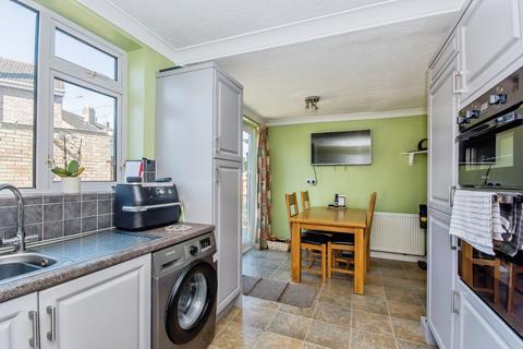 3 bedroom semi-detached house for sale, Woodside, Wyberton, Lincolnshire, PE21