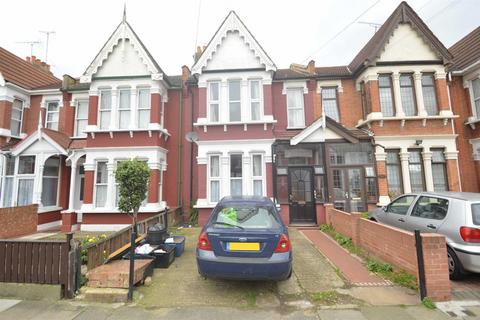 2 bedroom flat to rent, Coventry Road, Ilford