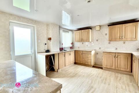 undefined, Marsden Close, Houghton le Spring, Tyne and Wear, DH4 5QL