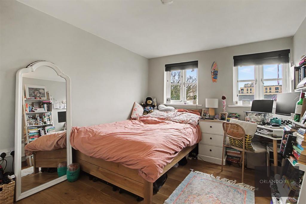 Flat 38, 41 Draymans Court SW9 9 QE-6.jpg