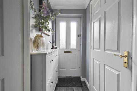 3 bedroom end of terrace house for sale, Butterfields, Wellingborough