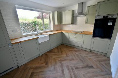 2 bedroom detached bungalow for sale, Pinehurst Road, West Moors, Ferndown, BH22