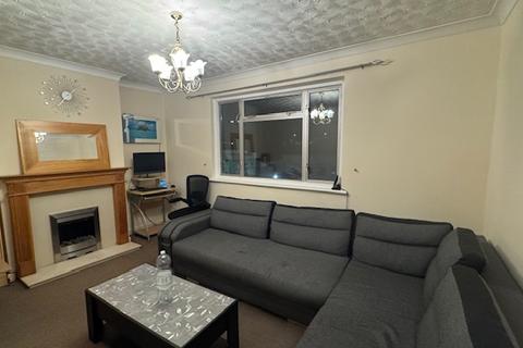 undefined, Victoria Road, Romford RM1