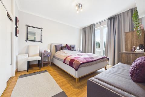 undefined, Shooters Hill, Pangbourne, Reading, Berkshire, RG8