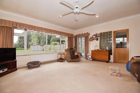 3 bedroom bungalow for sale, Rectory Road, Wanlip, LE7