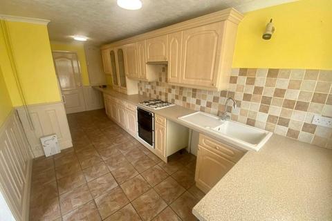 3 bedroom terraced house for sale, Summerwood Lane, Clifton, Nottingham, NG11