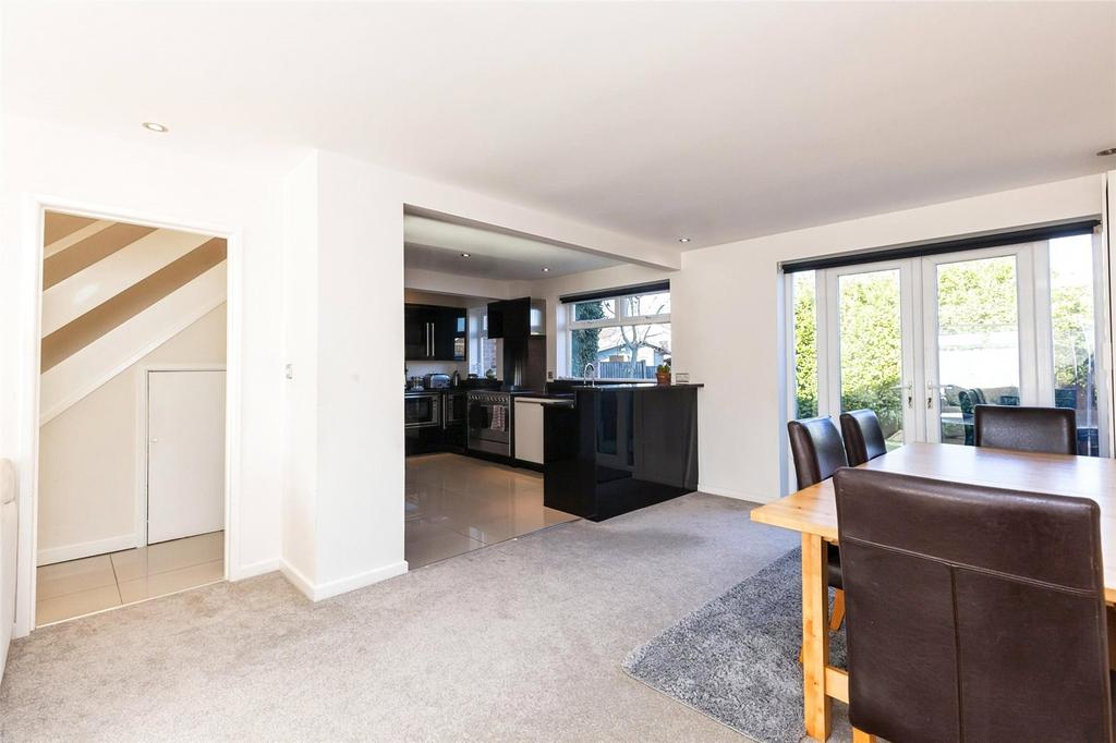 Fitted Kitchen
