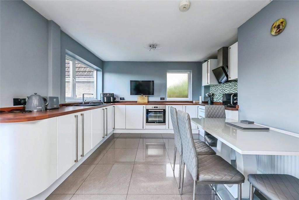 Fitted Kitchen