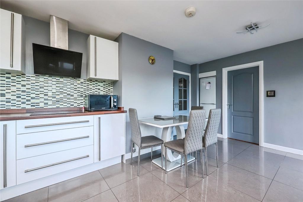Fitted Kitchen