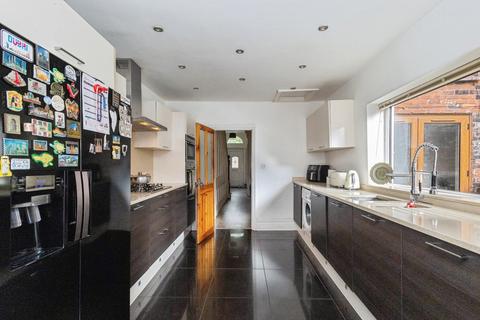 3 bedroom terraced house for sale, Taunton Road, Ashton-under-Lyne, Greater Manchester, OL7
