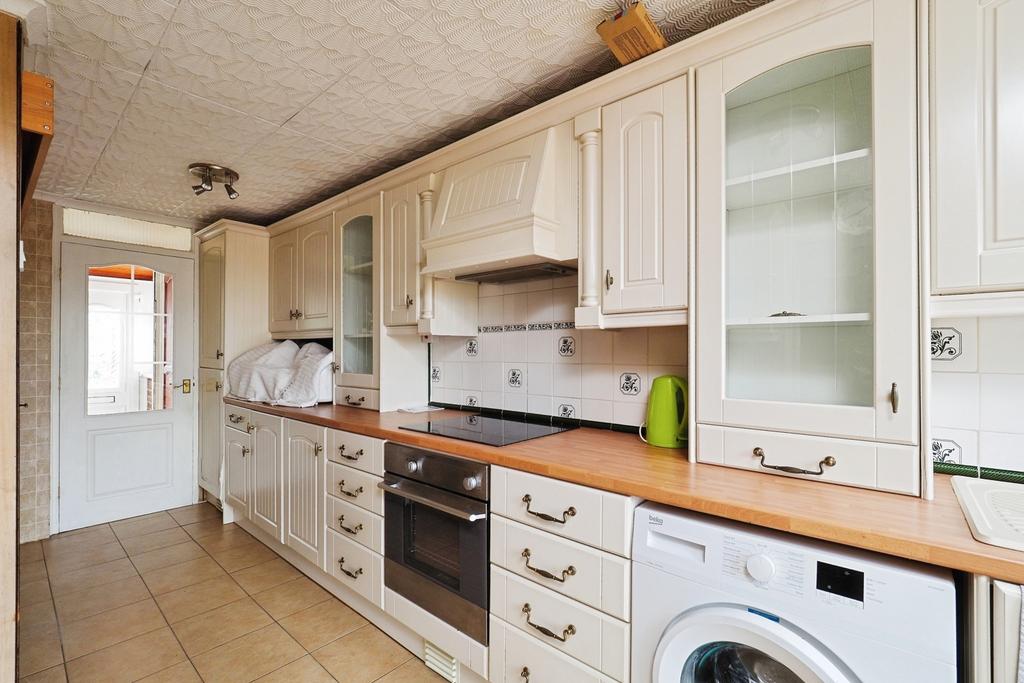 Fitted Kitchen