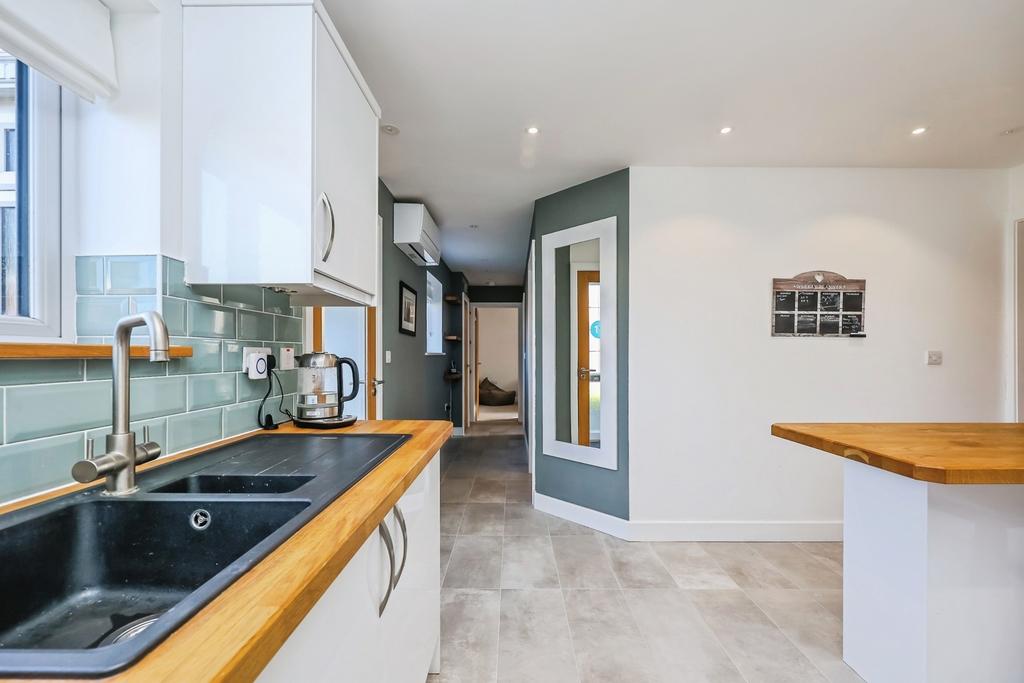 Fittedc Kitchen