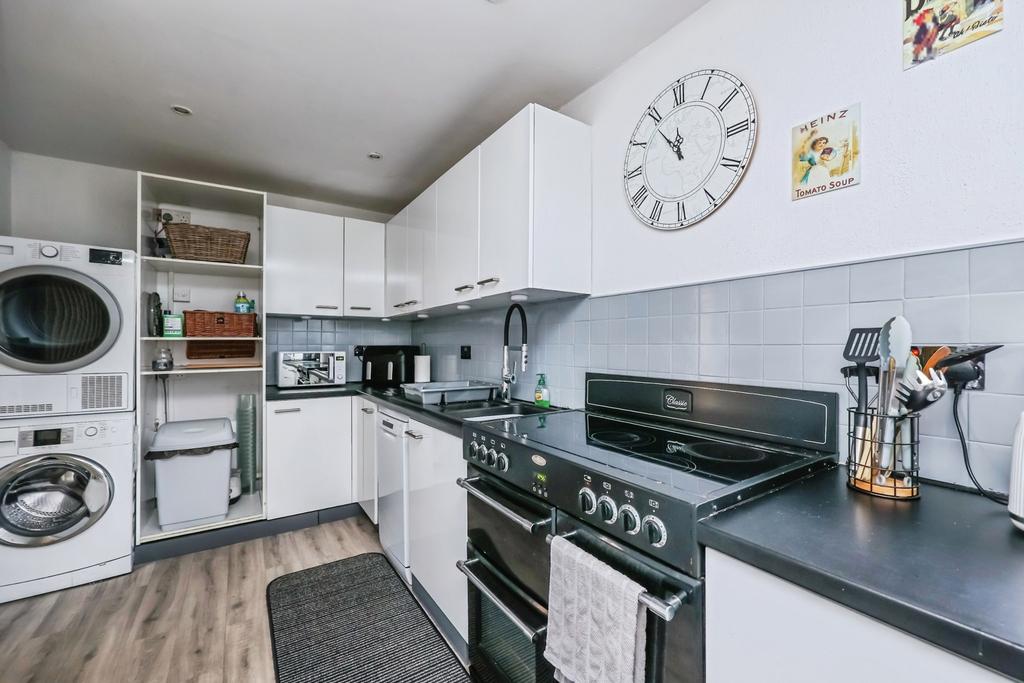 Fitted Kitchen