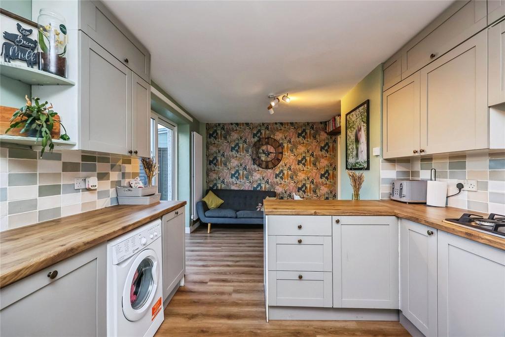 Fitted Kitchen