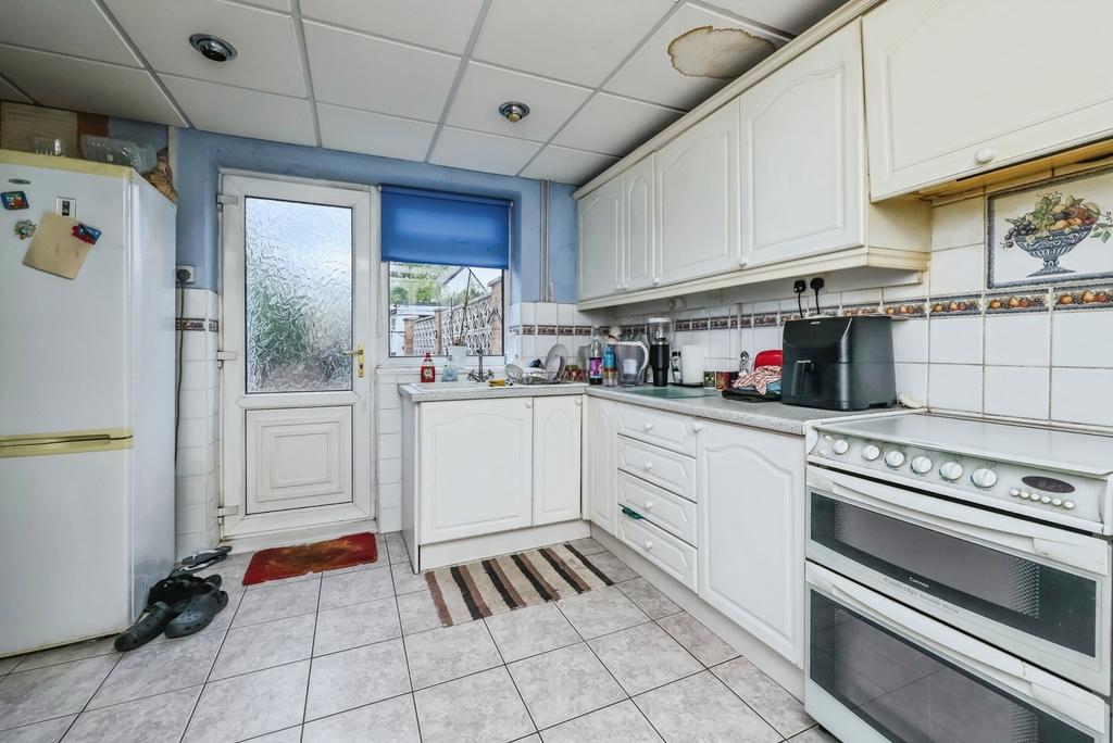 Fitted Kitchen