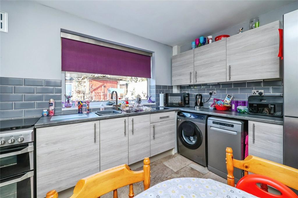 Fitted Kitchen