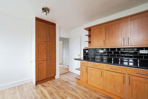 3 bedroom end of terrace house for sale, Granton Avenue, Clifton, Nottingham, NG11