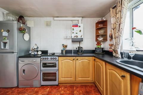 3 bedroom semi-detached house for sale, Summerwood Lane, Clifton, Nottingham, NG11