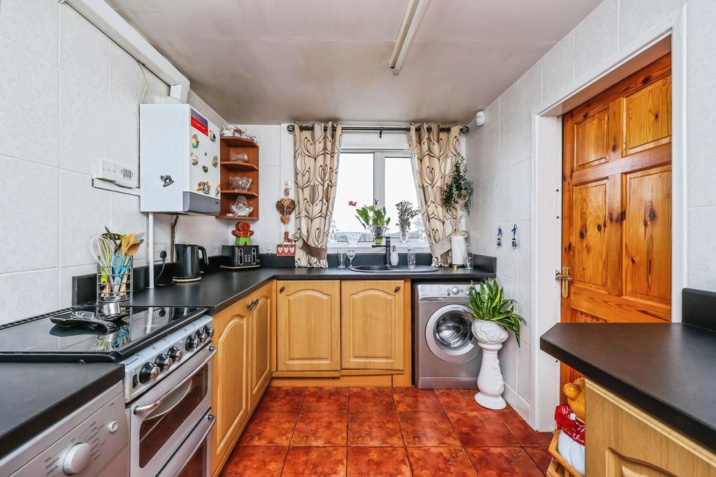 Fitted Kitchen