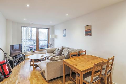 2 bedroom flat for sale, Marsh Lane, Leeds, West Yorkshire, LS9