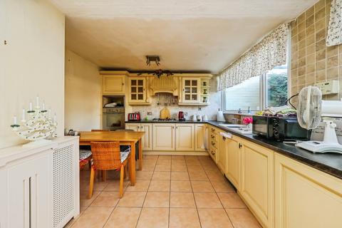 undefined, Glenlivet Gardens, Clifton, Nottingham, NG11