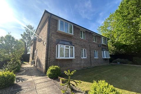 undefined, Manor House Croft, Leeds, West Yorkshire, LS16