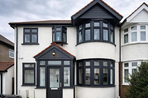undefined, Victoria Road, Ruislip HA4