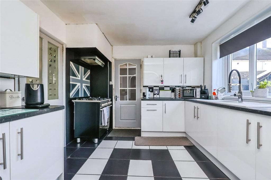 Fitted Kitchen