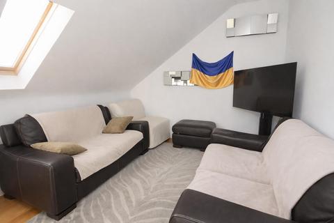 2 bedroom apartment for sale, West Street Lane, Carshalton Village SM5